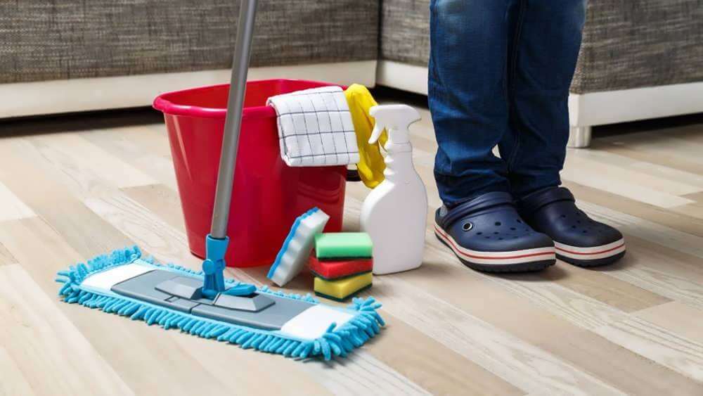 تمیز کردن همراه شوینده های شیمیایی و تی حوله ای