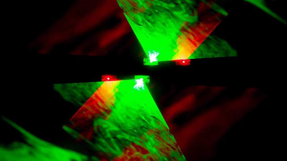 تفاوت نور لیزر سبز و قرمز